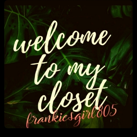 Welcome to My Closet - Picture 6 of 6